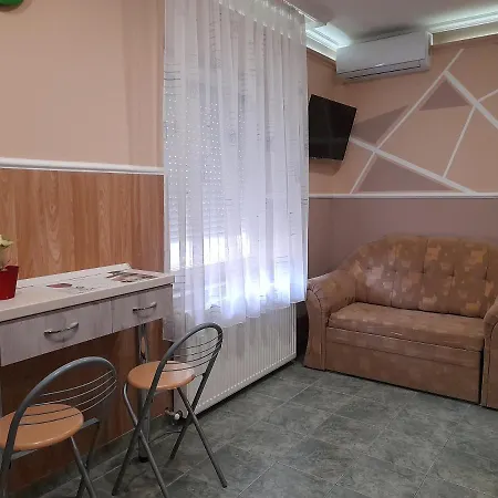 Andrea Apartman Hajdúszoboszló Extérieur photo