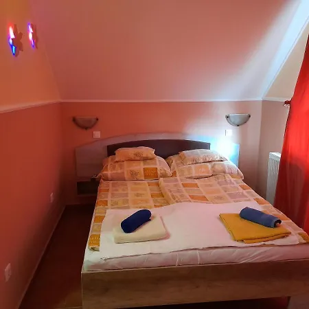 Andrea Apartman Hajdúszoboszló Extérieur photo