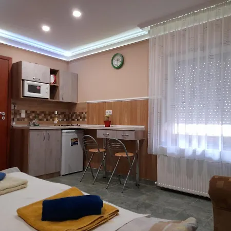 Andrea Apartman Hajdúszoboszló Extérieur photo